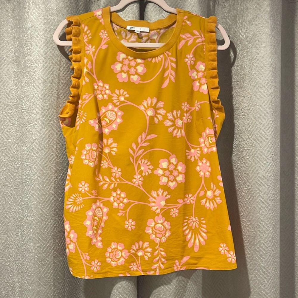 Vibrant Ruffle short sleeve top